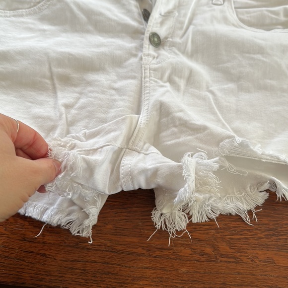 White cutoff shorts - Picture 3 of 7